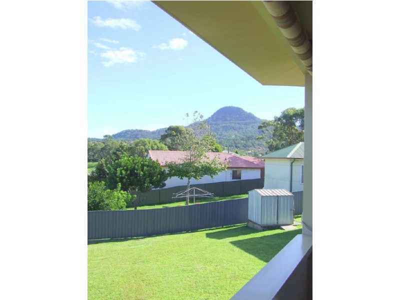 2/93 Albert Street, Unanderra NSW 2526