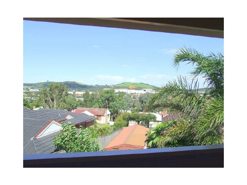 2/93 Albert Street, Unanderra NSW 2526