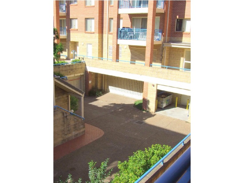 19/7-9 Regent Street, Wollongong NSW 2500
