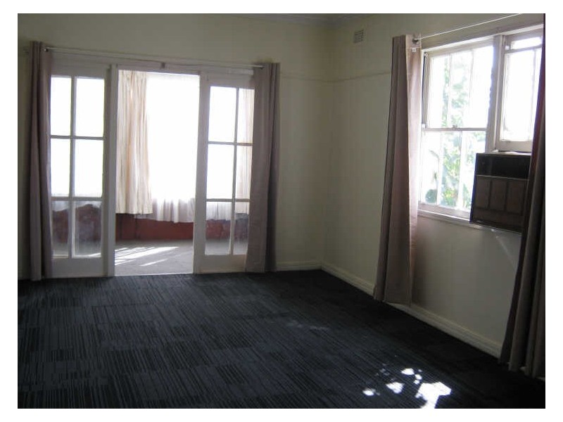 26 Mangerton Road, Mangerton NSW 2500