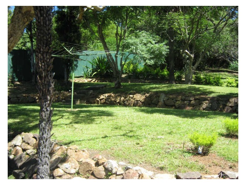 4 McKenzie Avenue, Wollongong NSW 2500
