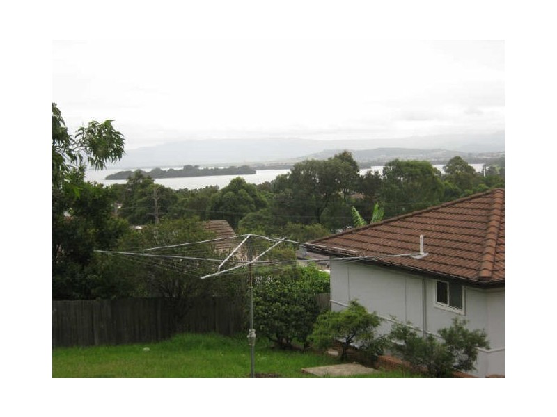 9 Gillard Street, Berkeley NSW 2506