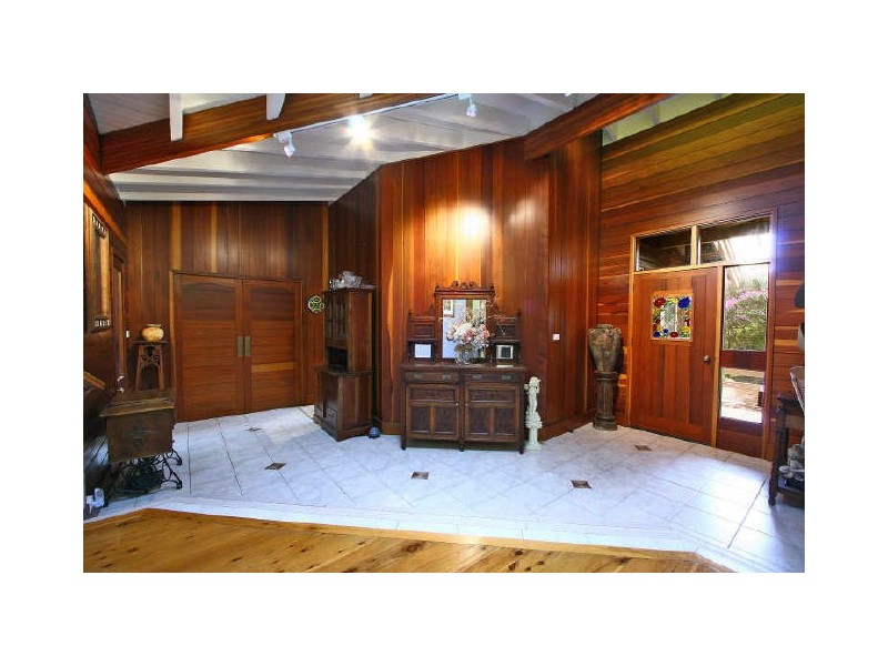 317 Cordeaux Road, Mount Kembla NSW 2526