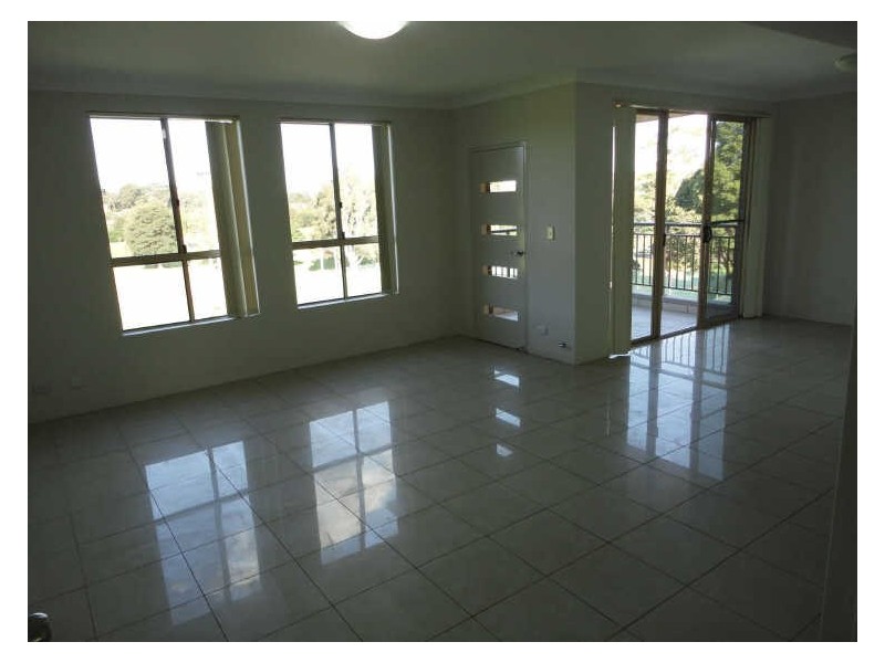 21/5-7 Princes Highway, Figtree NSW 2525