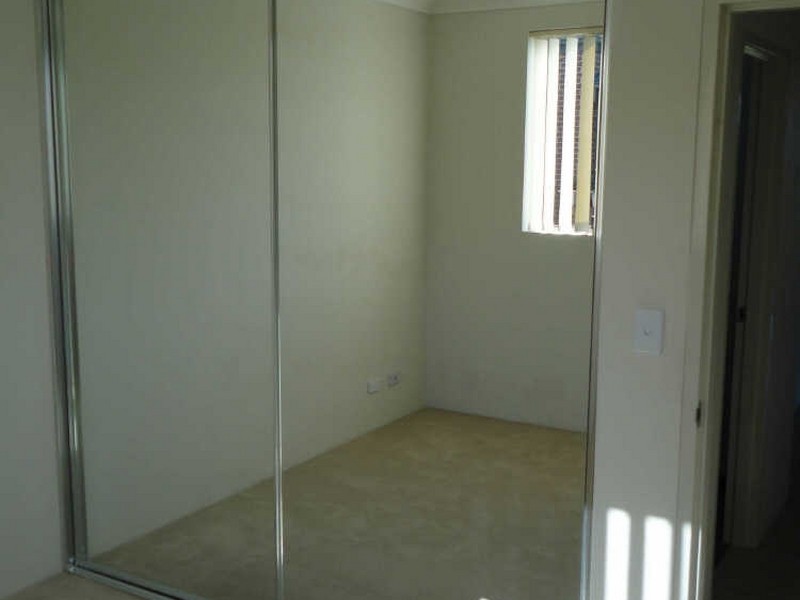 21/5-7 Princes Highway, Figtree NSW 2525