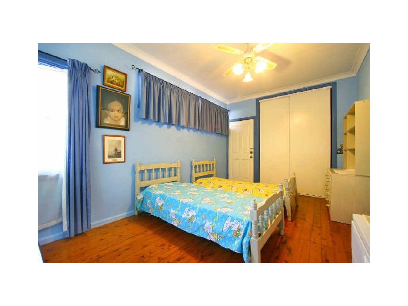 125 Heaslip Street, Mangerton NSW 2500