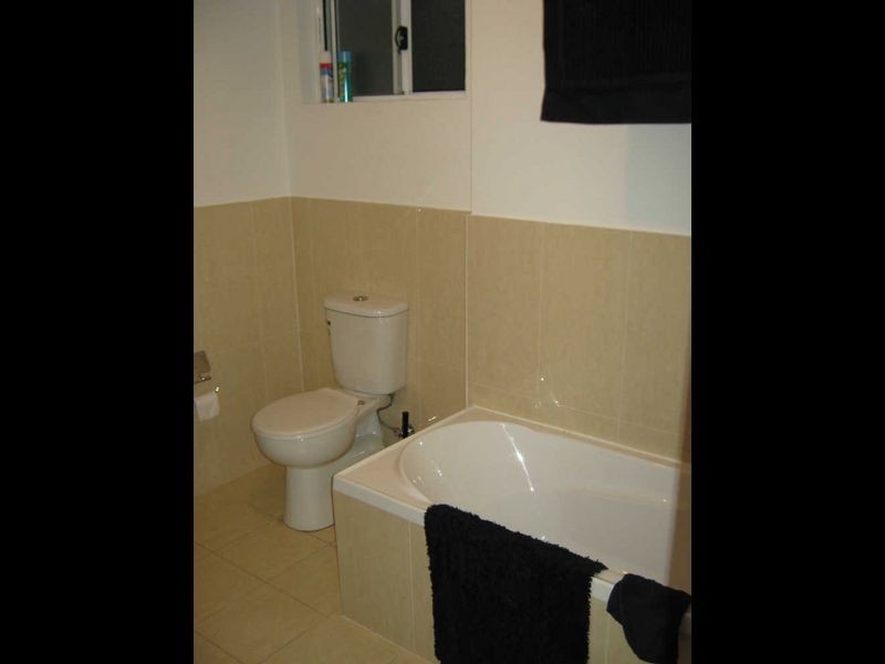 2/21-23 Hospital Road, Bulli NSW 2516