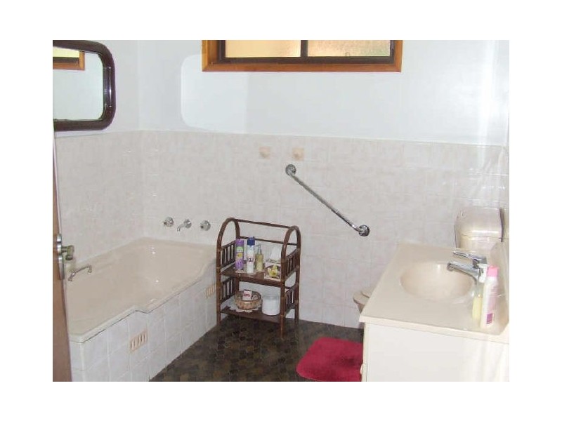 24 Wonson Avenue, Coniston NSW 2500