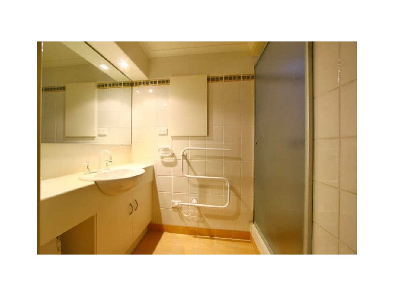 1/20C Hunter Street, Balgownie NSW 2519