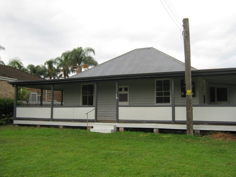 19 George Street, Berkeley NSW 2506