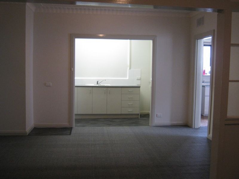 8 McGrath Street, Fairy Meadow NSW 2519