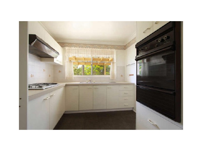 20 Deenyi Close, Cordeaux Heights NSW 2526