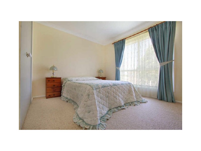 20 Deenyi Close, Cordeaux Heights NSW 2526