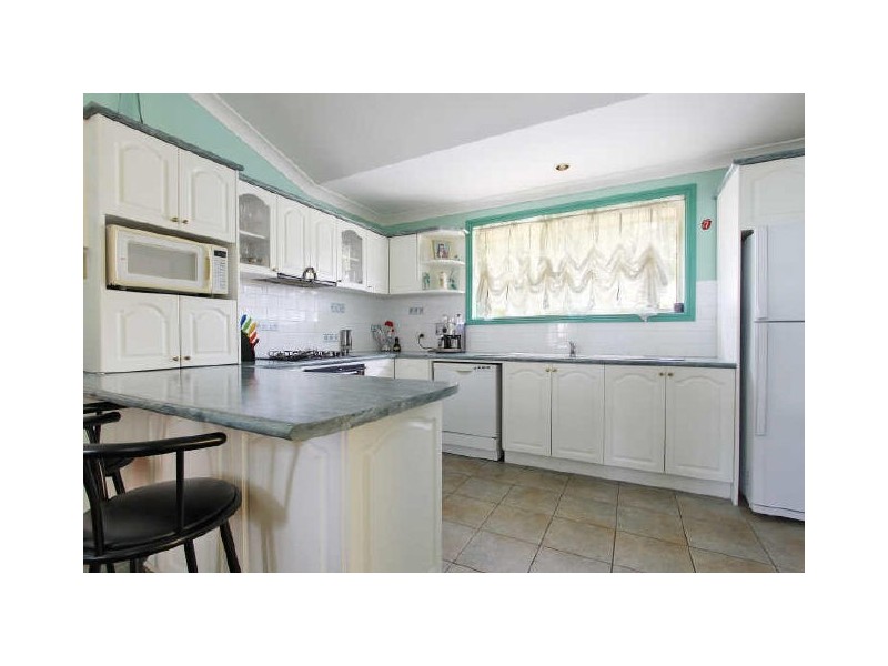 16 Penrose Street, Blackbutt NSW 2529