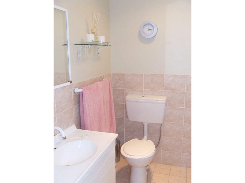 2/118 Hopewood Crescent, Fairy Meadow NSW 2519