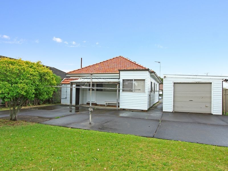 15 Elliotts Road, Fairy Meadow NSW 2519