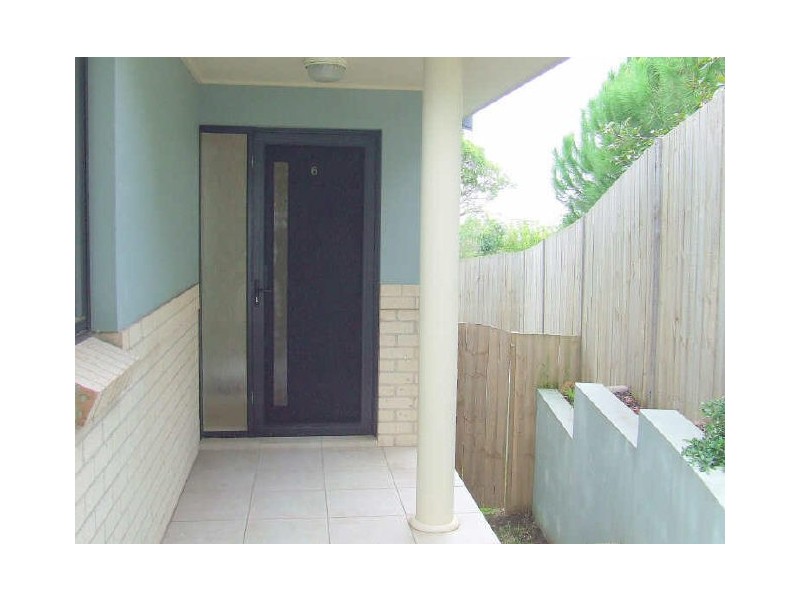 6/9 McKenzie Avenue, Wollongong NSW 2500
