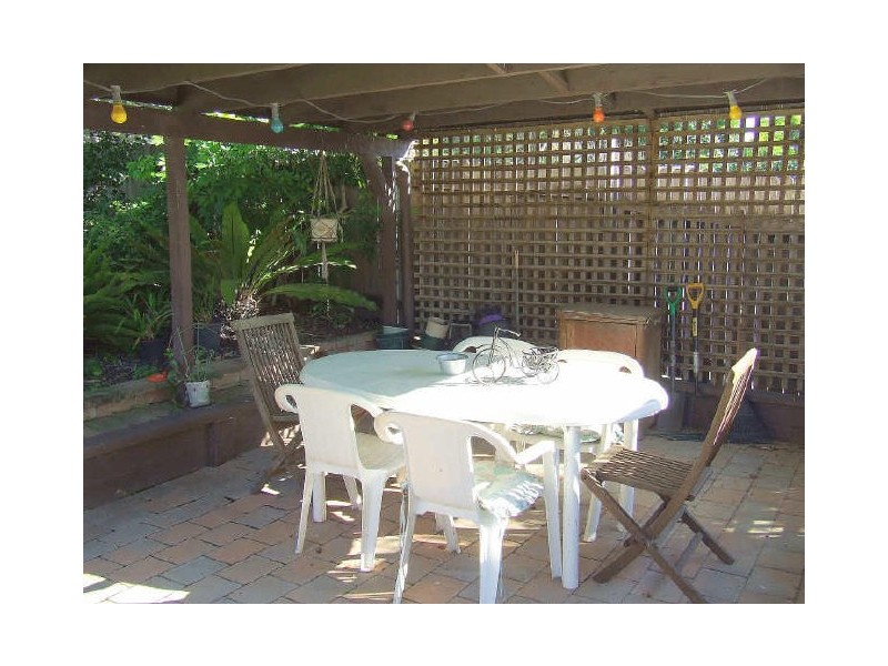 118 Old Lake Entrance Road, Oak Flats NSW 2529