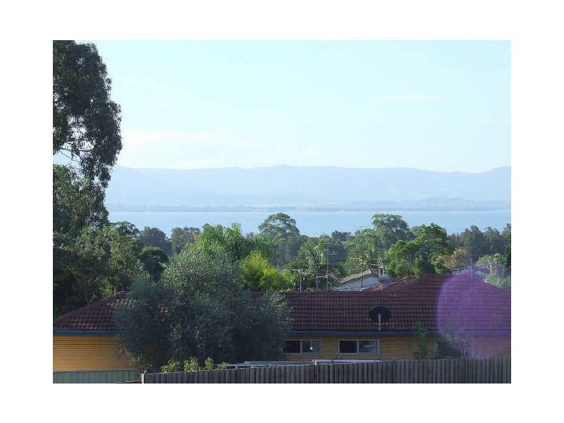 118 Old Lake Entrance Road, Oak Flats NSW 2529