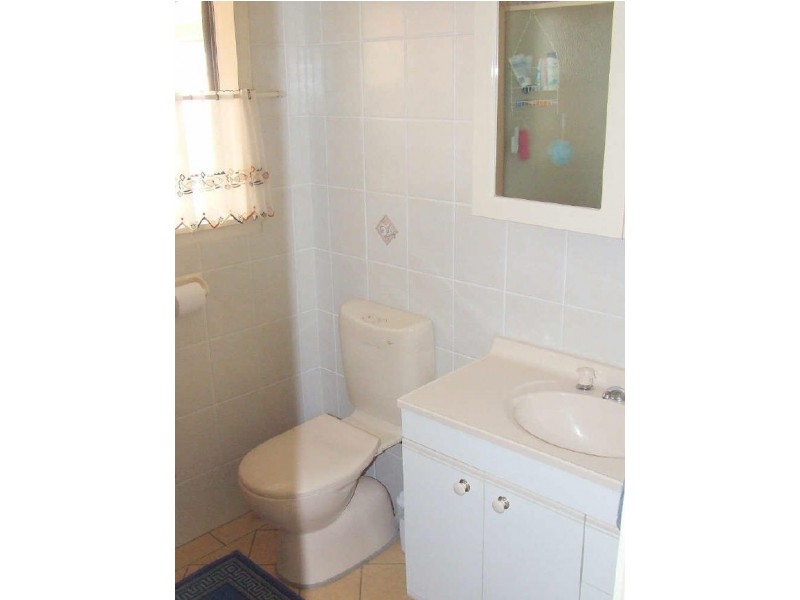 118 Old Lake Entrance Road, Oak Flats NSW 2529