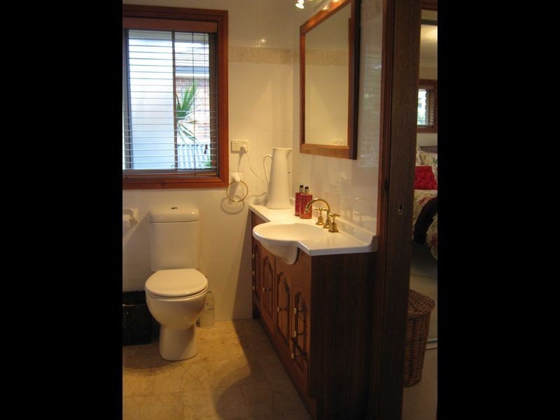 8 Hannah Close, Figtree NSW 2525