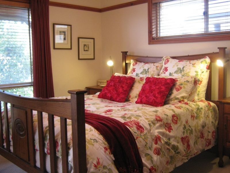 8 Hannah Close, Figtree NSW 2525