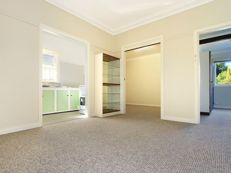 19 Cochrane Road, Thirroul NSW 2515