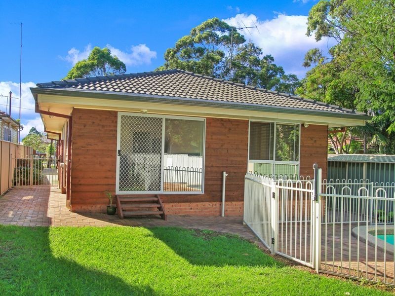 26 Gowan Brae Avenue, Mount Ousley NSW 2519