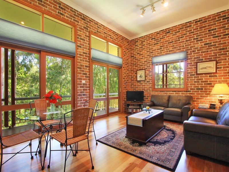 183 Derribong Drive, Cordeaux Heights NSW 2526