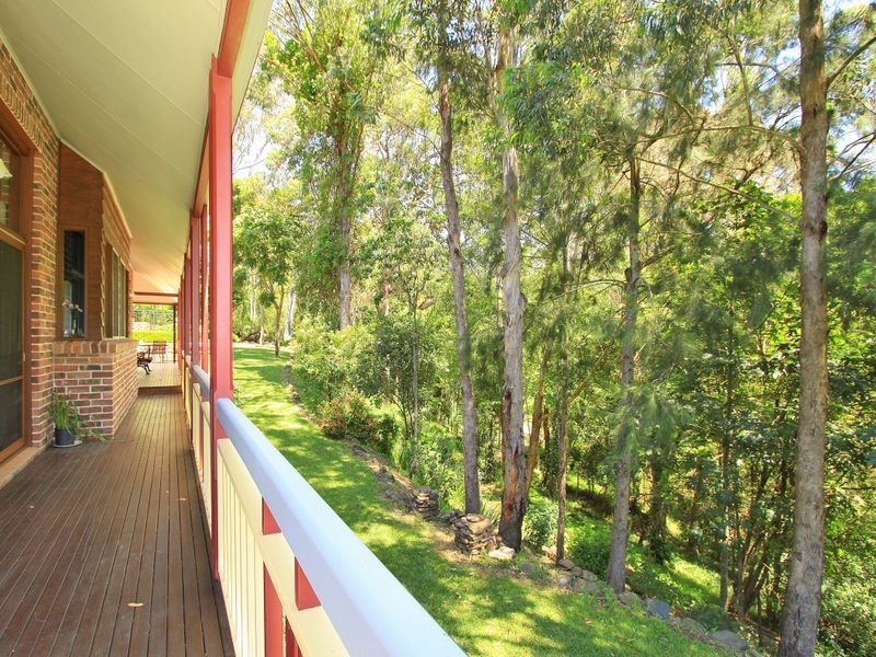 183 Derribong Drive, Cordeaux Heights NSW 2526