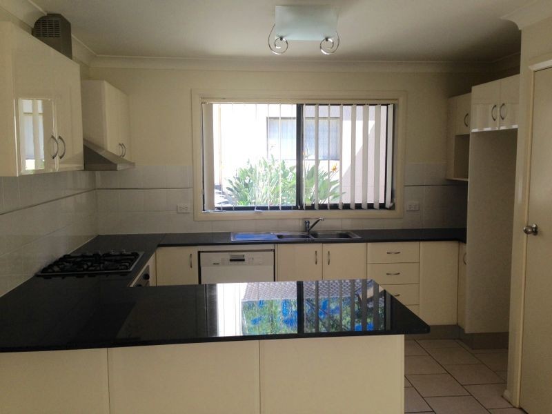 9/15-17 Woodlawn Avenue, Mangerton NSW 2500