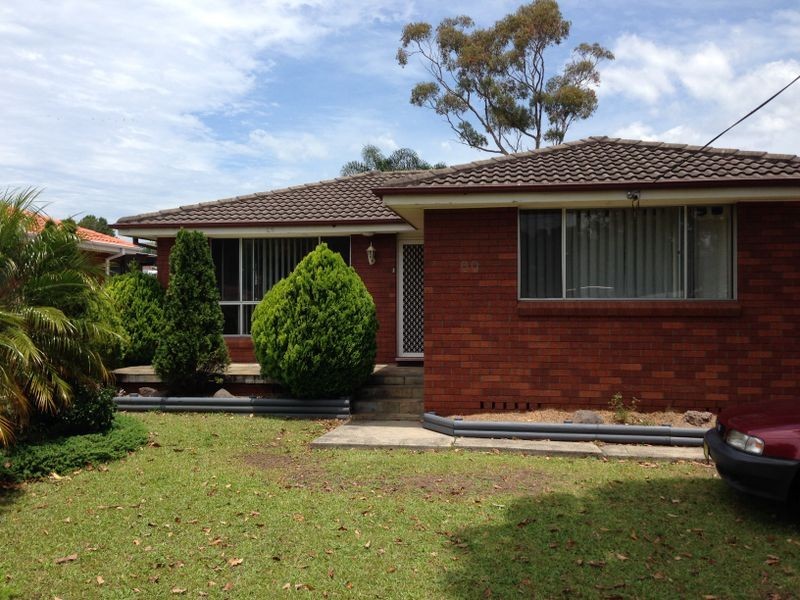 60 Devonshire Cres, Oak Flats NSW 2529