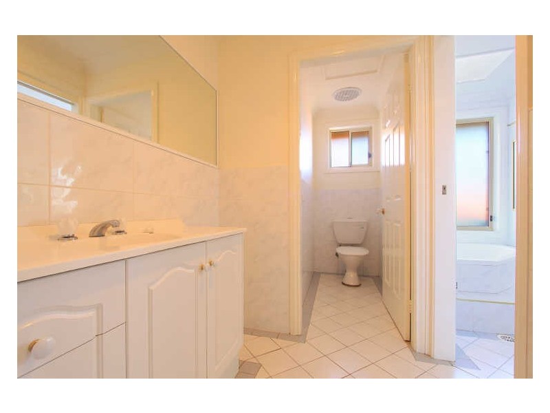 3/6A William Street, Unanderra NSW 2526