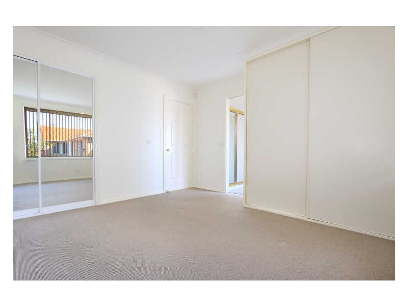 3/6A William Street, Unanderra NSW 2526