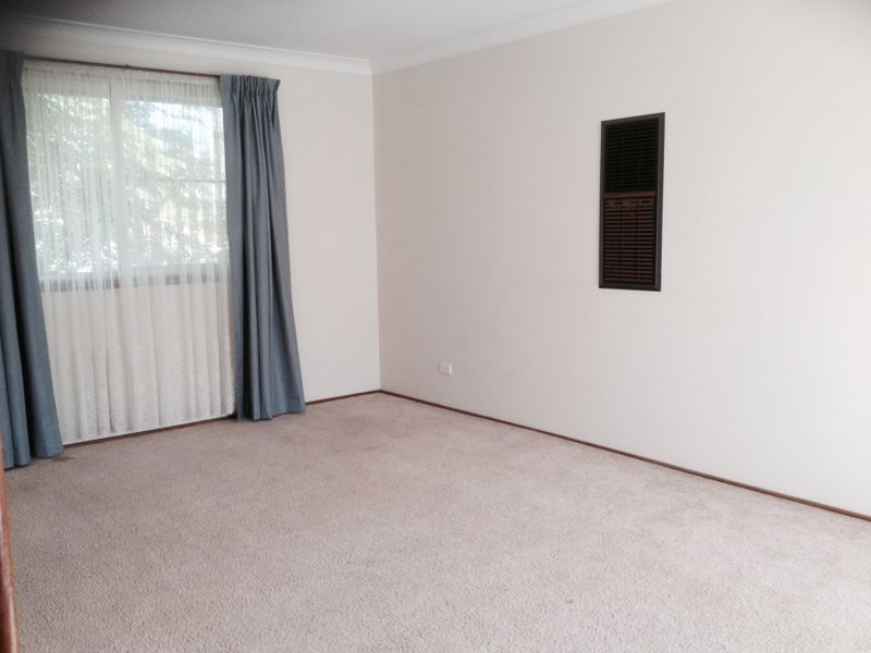 41 Tallawong Cres, Dapto NSW 2530