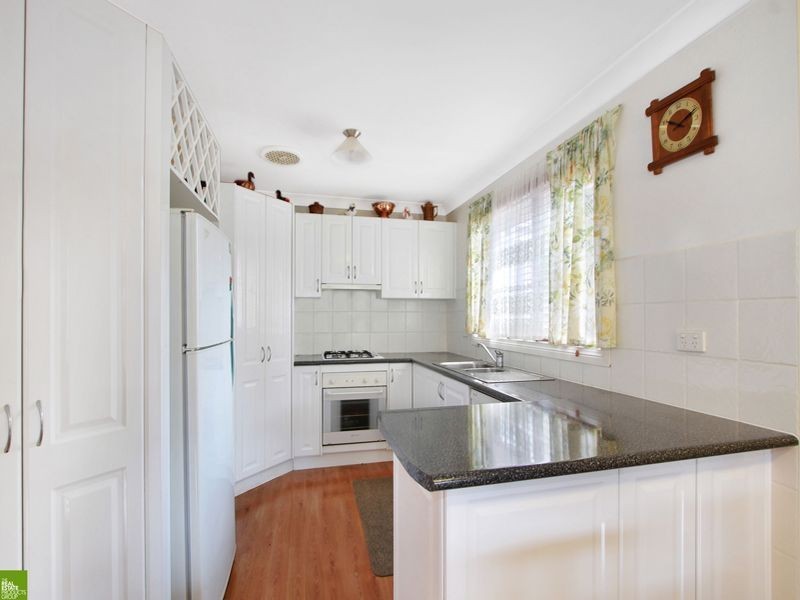 3/4 Ewing Place, Balgownie NSW 2519