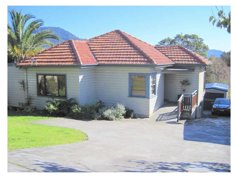 12 Brownlee Street, Mangerton NSW 2500