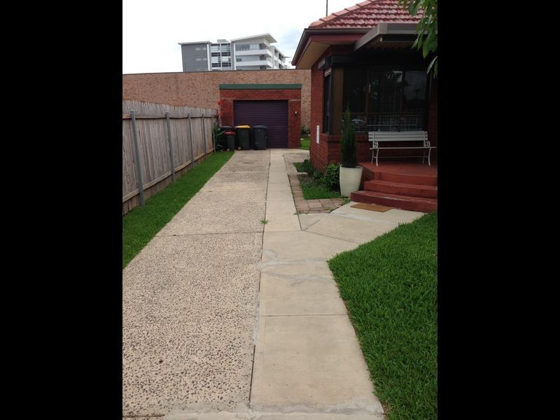 20 Bourke Street, Fairy Meadow NSW 2519