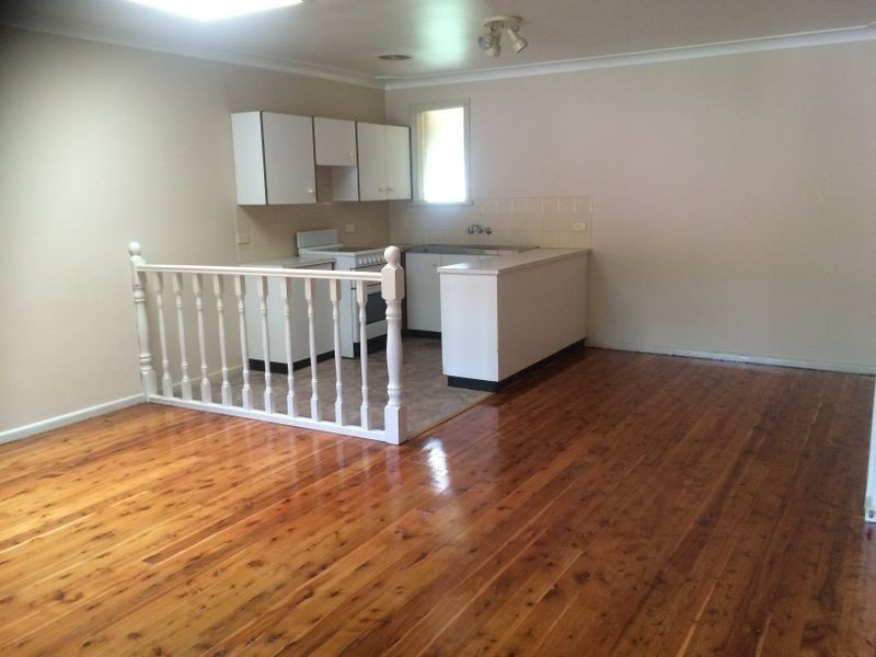 2/5 Rachel Cres, Figtree NSW 2525