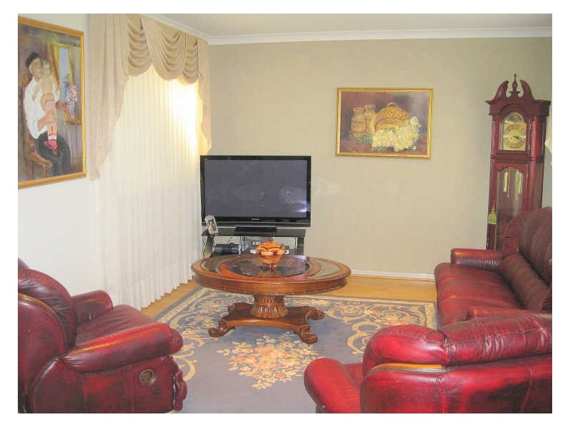 42 O’Donnell Drive, Figtree NSW 2525