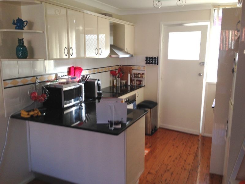 1/8 Buckle Crescent, West Wollongong NSW 2500