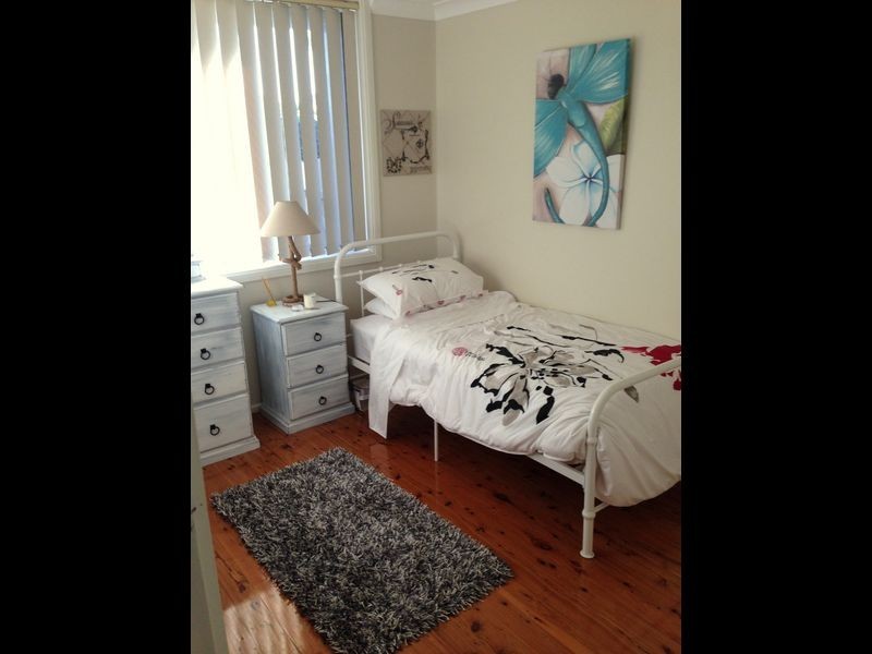 1/8 Buckle Crescent, West Wollongong NSW 2500