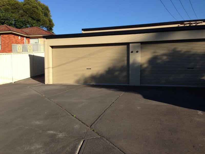 1/8 Buckle Crescent, West Wollongong NSW 2500