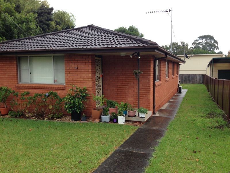 2/34 Compton Street, Dapto NSW 2530