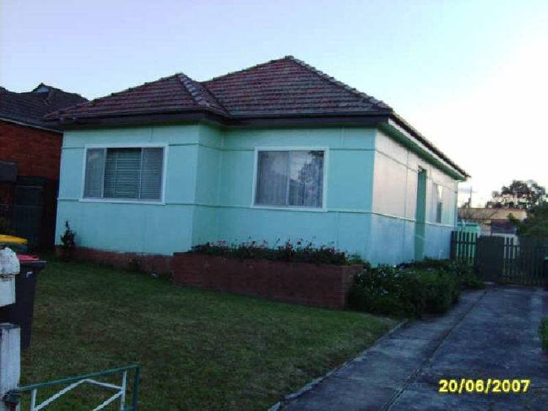 18 Rangers Road, Yagoona NSW 2199