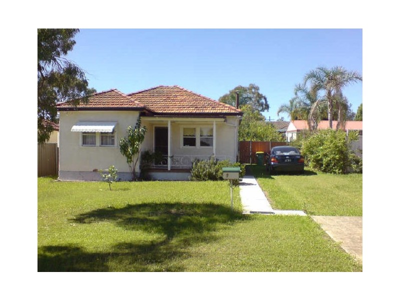9 Robertson Road, Chester Hill NSW 2162