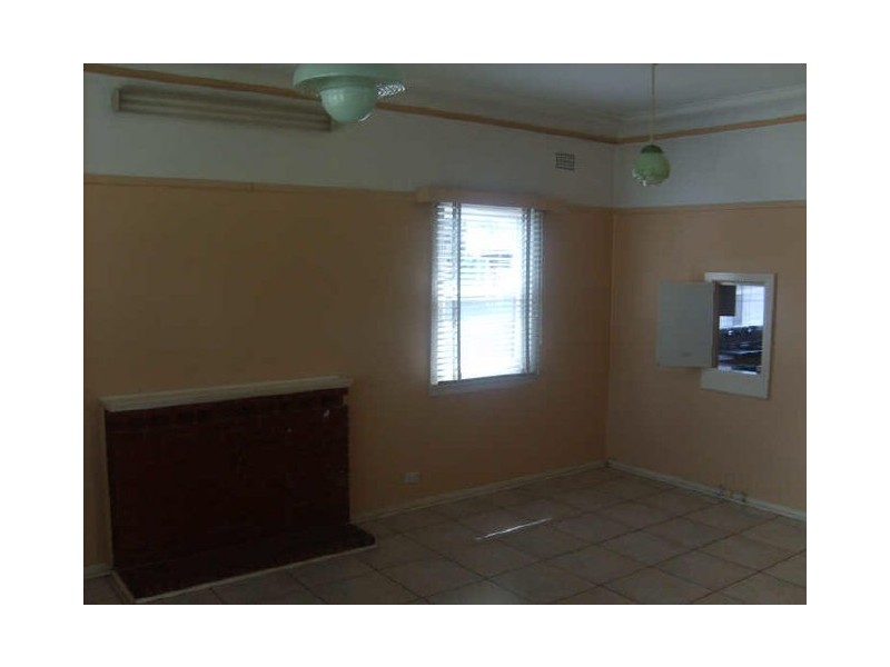 27 Simmons Street, Revesby NSW 2212