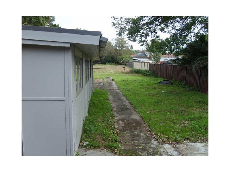 124 Rookwood Road, Yagoona NSW 2199