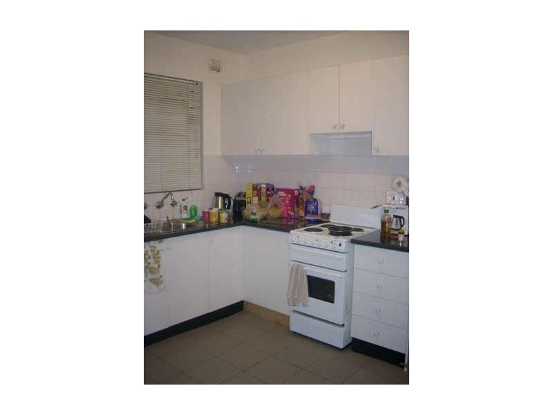 12/7 Phillip Street, Roselands NSW 2196