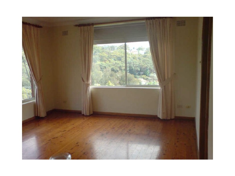 4 Dinjerra Crescent, Oatley NSW 2223